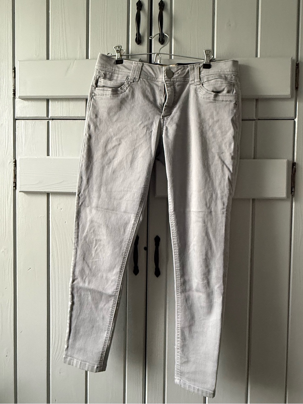 Democracy Women's Skinny Jeans in Light Gray
